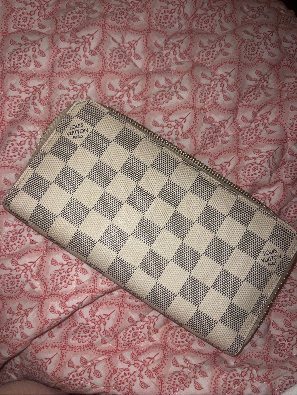 Louis Vuitton Damier Azur Zip Around Wallet - Cream & Light Gray